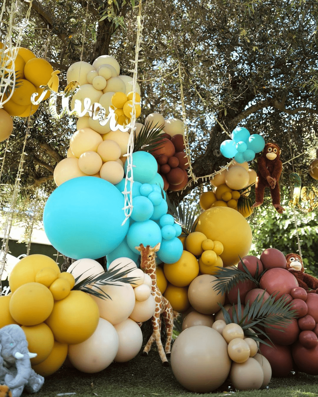 GLOBOS-SAFARY